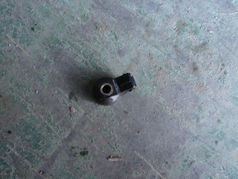 Senzor detonatie Volkswagen VW Polo 3 6N [1994 - 2001] Hatchback 3-usi 1.4 MT (60 hp) (6N1)