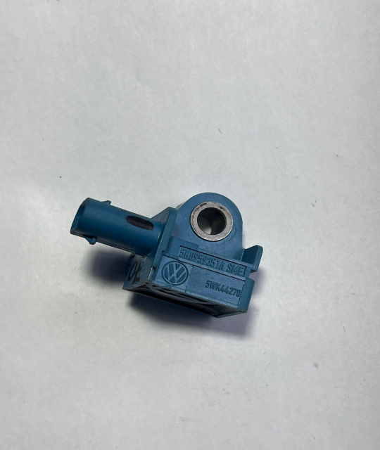 Senzor impact 5K0959351A 5K0959351A Audi Q3 8U [20
