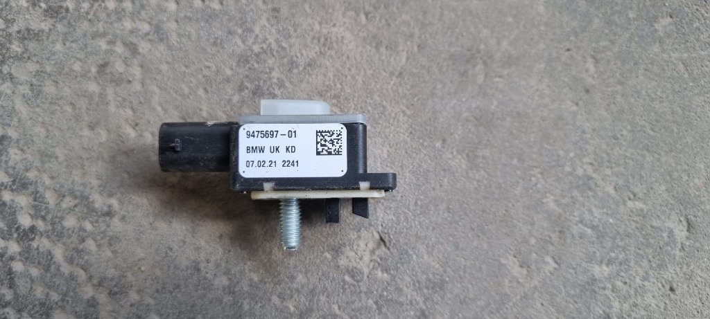 Senzor impact BMW X1 F48 cod 9475697
