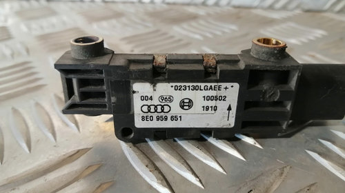 Senzor impact fata Audi A4 B6 2000 2001 