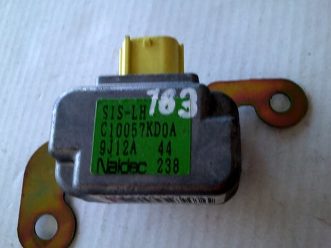 Senzor impact Mazda Premacy, cod C10057KD0A, C10057KC0A