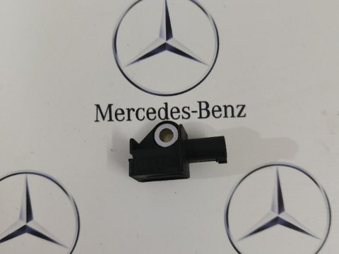 Senzor impact Mercedes CLS W218 W204 W212 A1729056000