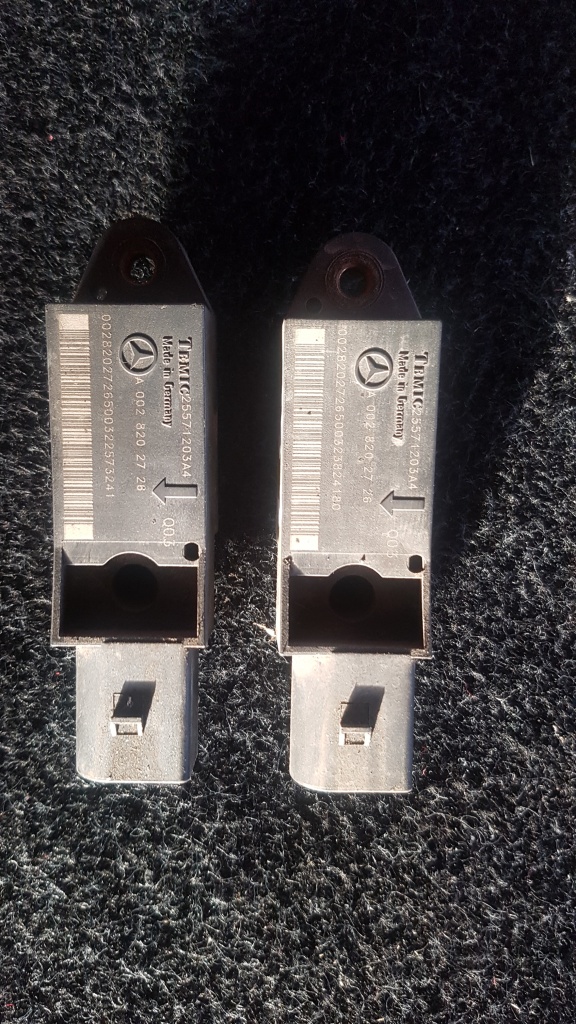 Senzor impact Mercedes E class W 211 A 0028202726