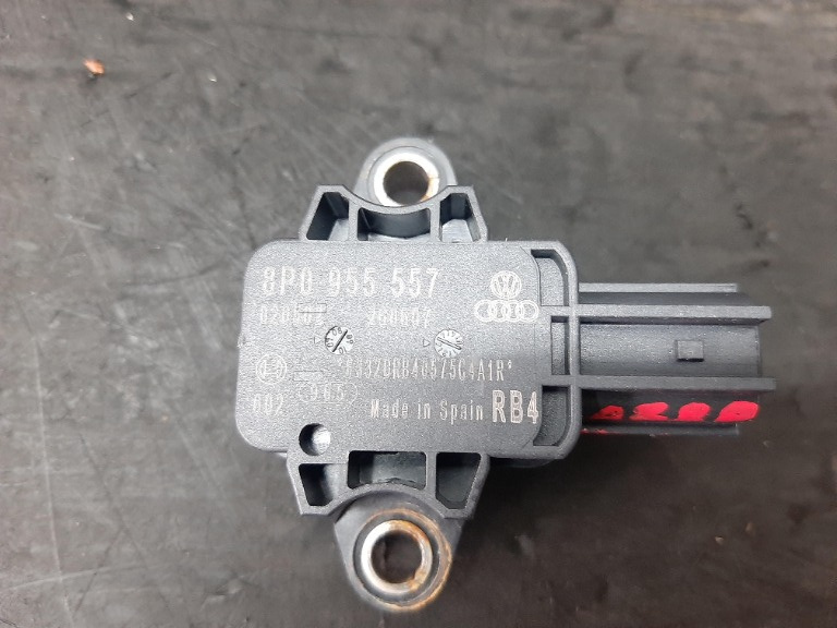 Senzor impact stanga fata audi a3 8p 8p0955557