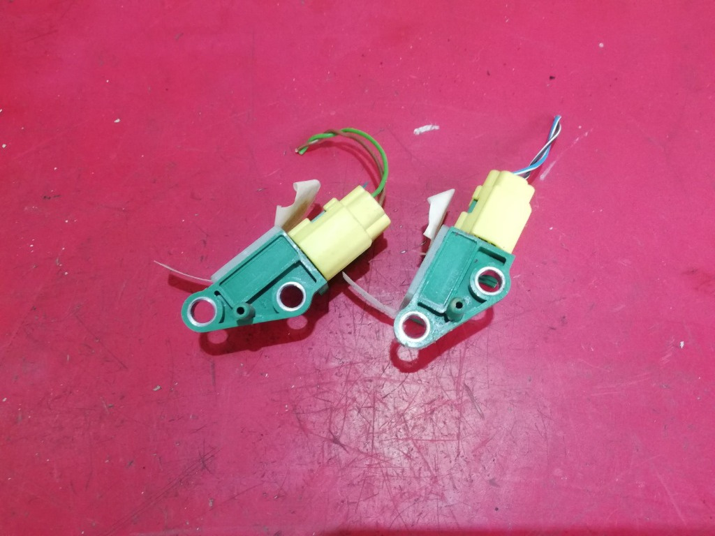 Senzor impact Vw Passat B6 3C0909606