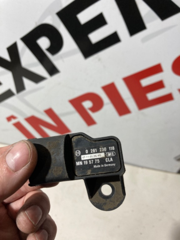 Senzor map mitsubishi colt cod mn195775 0261230118