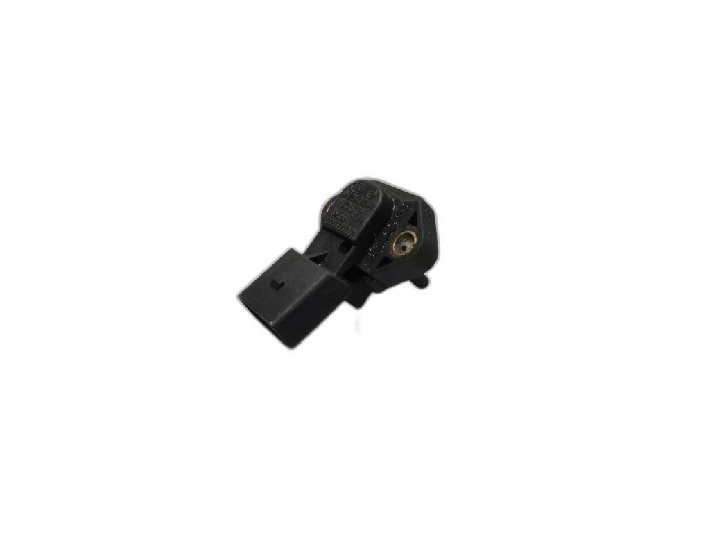 Senzor MAP Volkswagen Passat B5.5 (2000 - 2005)1.9 TDI 038906051 OEM 038906051