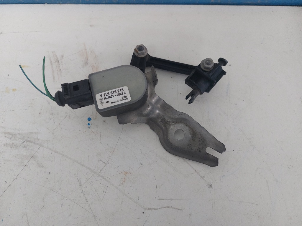 Senzor nivel balast far xenon Audi Q7 7L6616213