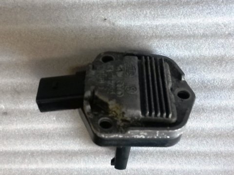 Senzor nivel ulei motor Vw Audi Seat Skoda cod 1J0907660B