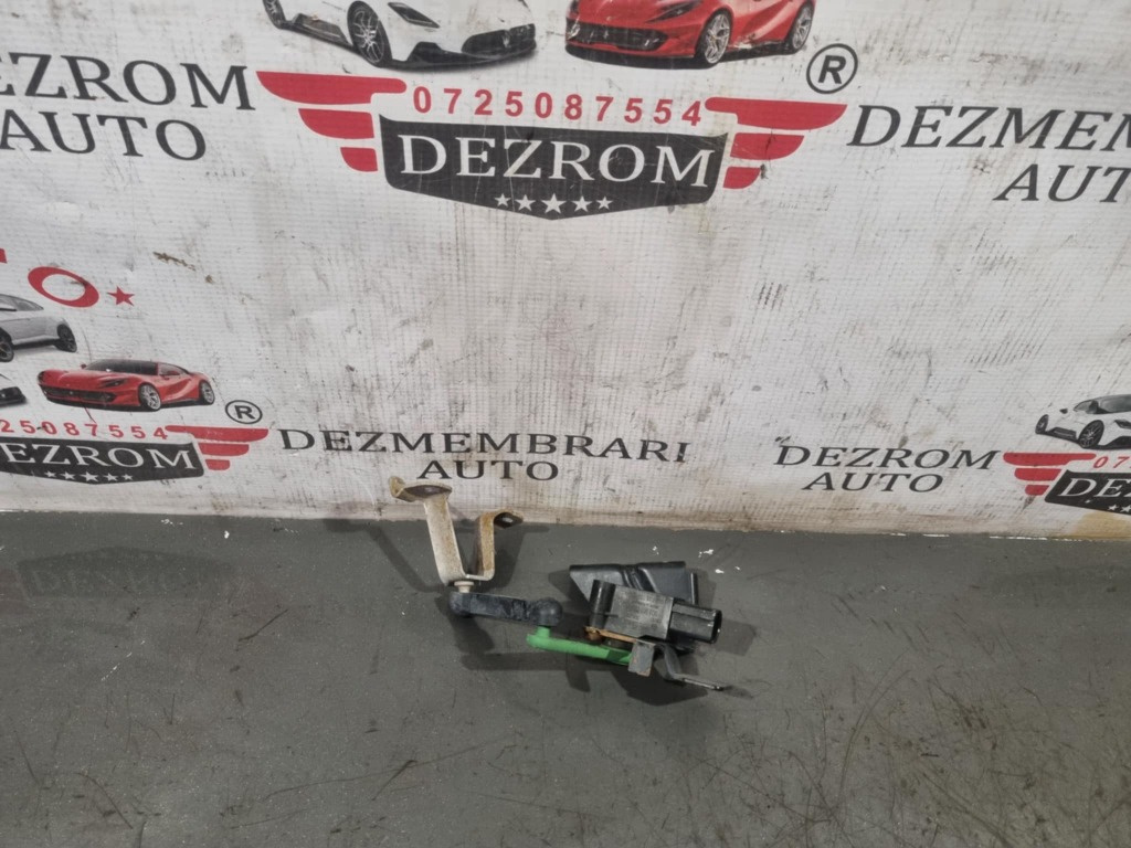 Senzor nivel xenon stanga fata 5Q0907503 VW Golf V