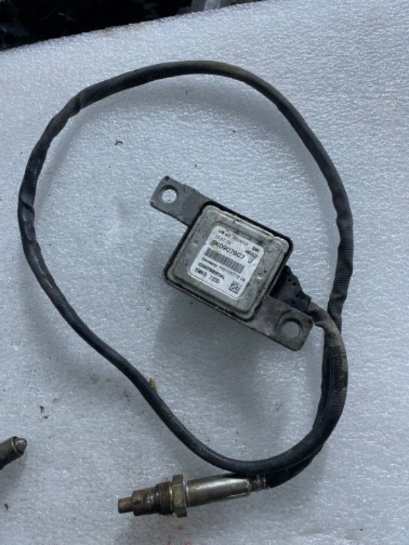Senzor nox 8k0 907 807 j audi a4,a5 2.0tdi csu,cnh