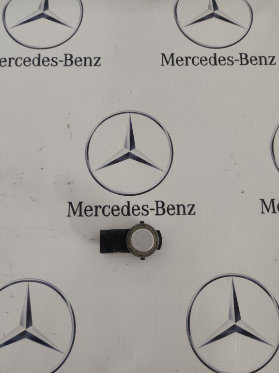 Senzor parcare bara fata cod A0009059300 Mercedes 