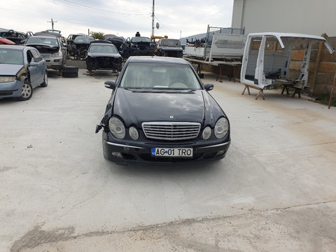 Senzor parcare fata Mercedes E-Class S211 2004 berlina 2.2DCI