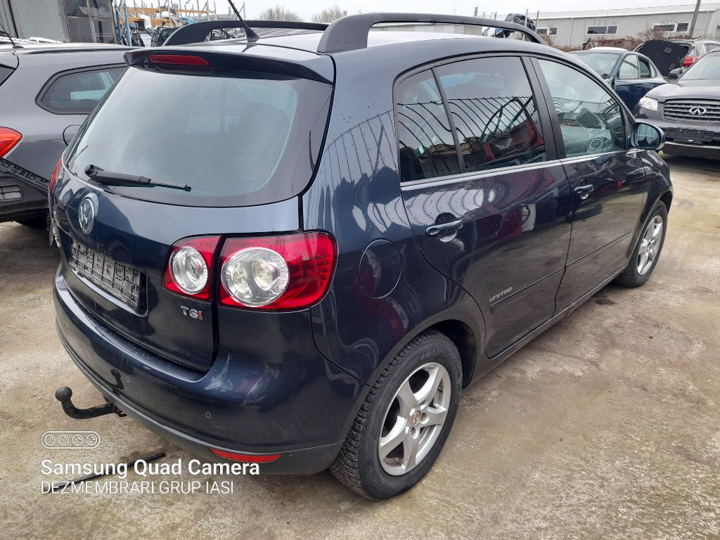 Senzor parcare fata Volkswagen Golf 5 Pl