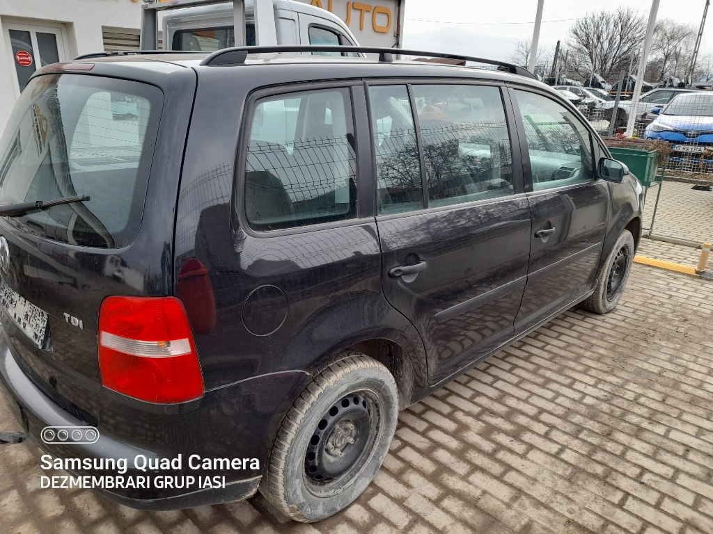 Senzor parcare fata Volkswagen Touran 20