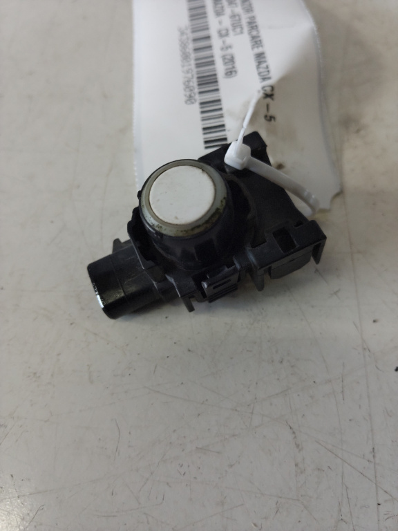 Senzor parcare mazda cx-5 Mazda Cx-5 an 2016 cod piesa KD47-67UC1