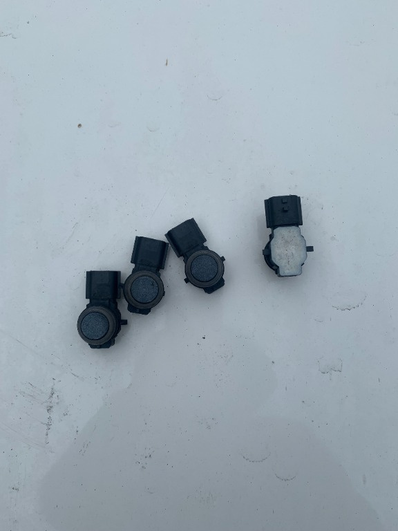 Senzor parcare renault clio 4