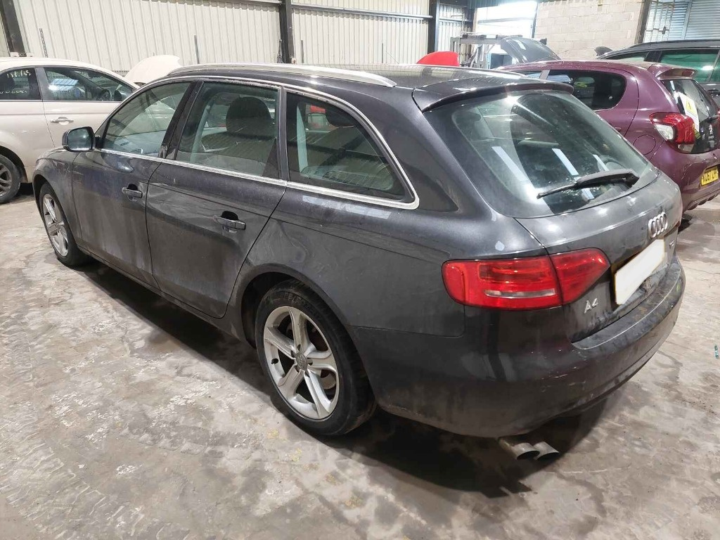 Senzor parcare spate Audi A4 B8 2013 AVA