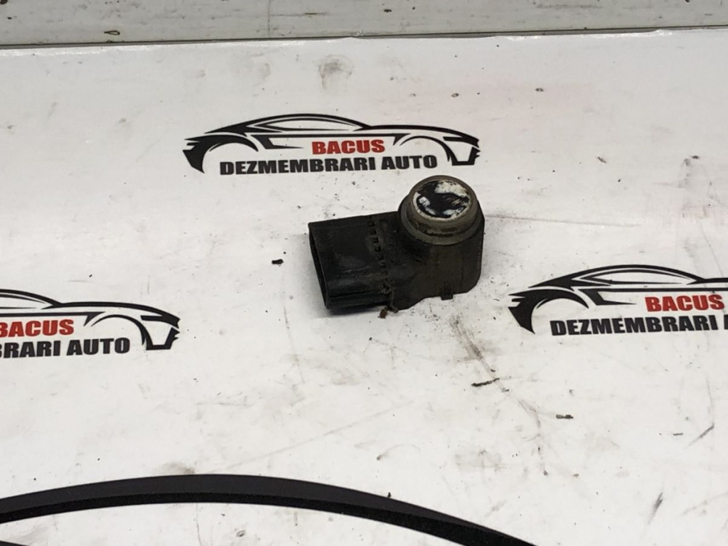 Senzor Parcare Spate Hyundai i40 2012-2018 cod: 4MT006HCD