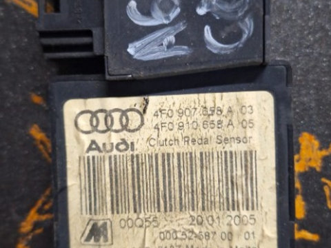 Senzor pedala ambreiaj Audi A6 Avant COD 4F0907658A