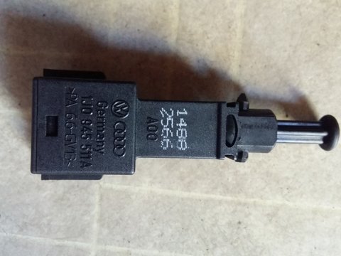 Senzor pedala frana cod produs : 1J0 945 511 A