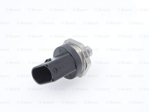 Senzor presiune combustibil AUDI A4 8K2 B8 BOSCH 0261230392