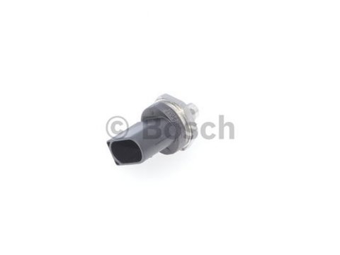 Senzor presiune combustibil AUDI TT Roadster FV9 BOSCH 0261545078