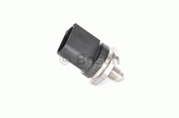 Senzor, presiune combustibil BMW Seria 2 Active Tourer (F45) (2014 - 2016) Bosch 0 261 545 071
