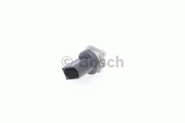 Senzor, presiune combustibil SEAT LEON SC (5F5) (2013 - 2016) Bosch 0 261 545 078