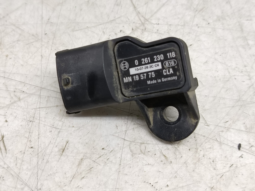 Senzor presiune galerie admisie 1.5 benzina 0261230118 Smart Forfour [2004 - 2006] 1.5 benzina 135.950