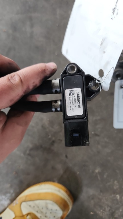 Senzor presiune gaze Mitsubishi ASX 1.8 DI-D 4N13 4WD an 2012 2013 2014 2015 2016 cod 1865A210