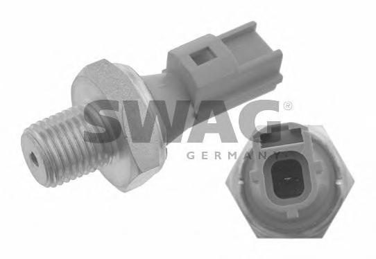 Senzor presiune ulei VOLVO S40 I limuzina (VS), VOLVO V40 combi (VW), FORD MONDEO Mk III limuzina (B4Y) - SWAG 50 92 6579