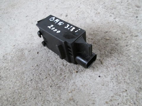 Senzor radiator BMW 318i e46 cod 64118391470