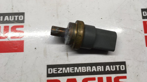 Senzor temperatura apa VW Passat B6 cod: