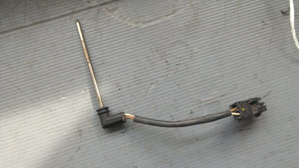 Senzor temperatura bmw seria 5 e39 530 break 83855639