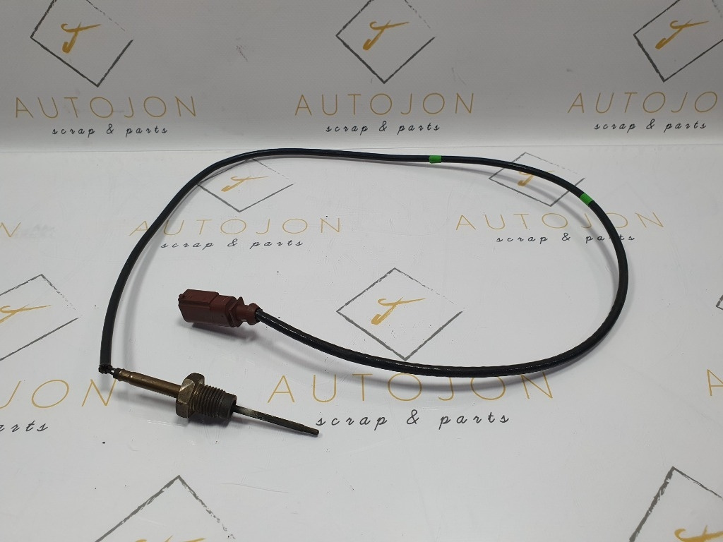 Senzor temperatura gaze evacuare EGT 3 VOLKSWAGEN 