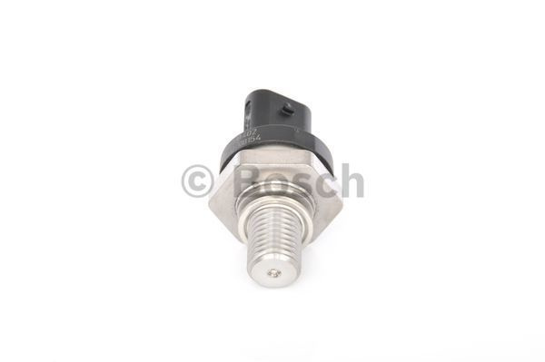 Senzor temperatura presiune ulei # Bmw I8 2014 2015 2016 2017 2018 2019 2020 2021 2022 2023 2024 2025 # 0 261 230 402 # BOSCH
