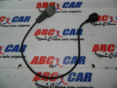 Senzor vibrochen A6 4F C6 3.2 FSI Cod: 06E905377B