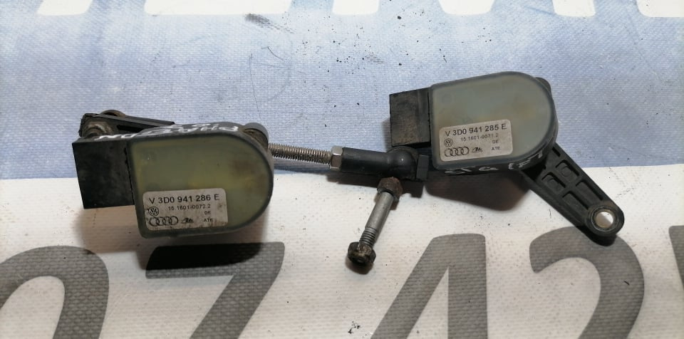 Senzori lumini nivel far balast xenon Vw Phaeton 2