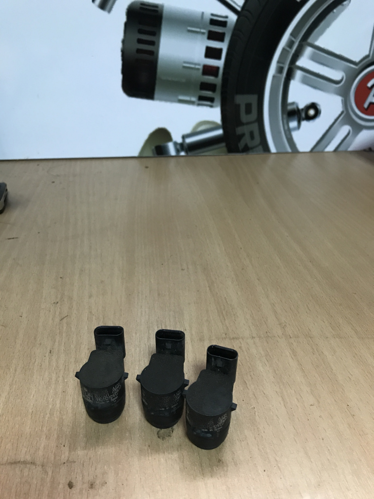 Senzori parcare bmw e90 e91 e92 e93 cod 9196705 sau 0263003991