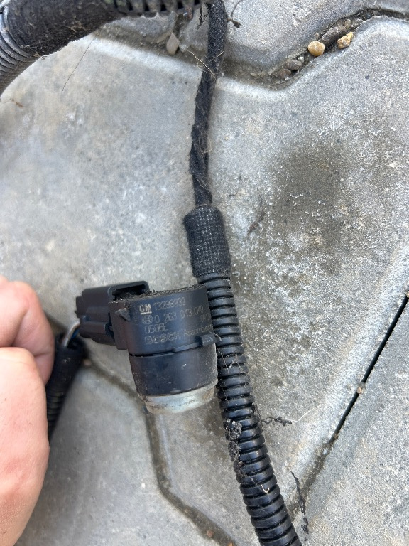 Senzori parcare Opel Astra J cod 1329893