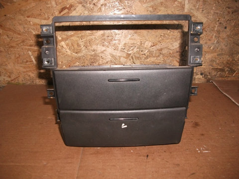 Sertar bord si scrumiera Kia Sorento, 84570-3E000, an 2002-2009