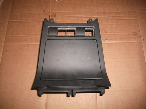 Sertar fata consola centrala VW , Golf 6, 5K0857961A