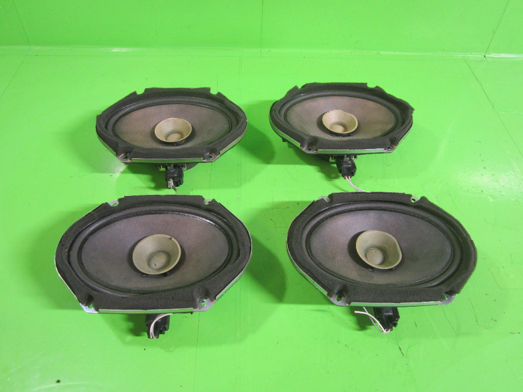 SET 4 BOXE / DIFUZOARE MAZDA 3 FAB. 2004