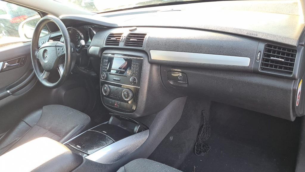 Set amortizoare fata Mercedes R-Class W2