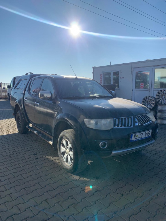 Set amortizoare fata Mitsubishi L200 2012 Pick-up 2.5