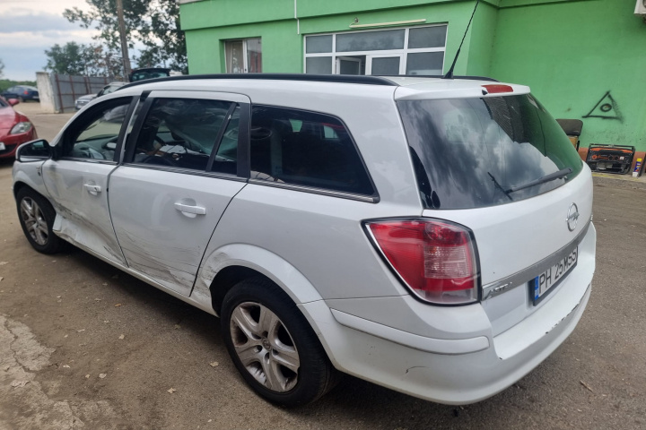 Set amortizoare fata Opel Astra H 2010 B