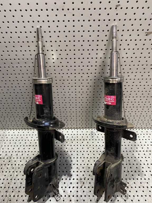Set Amortizoare Fata Stanga / Dreapta OPEL VIVARO / RENAULT TRAFIC / NISSAN PRIMASTAR