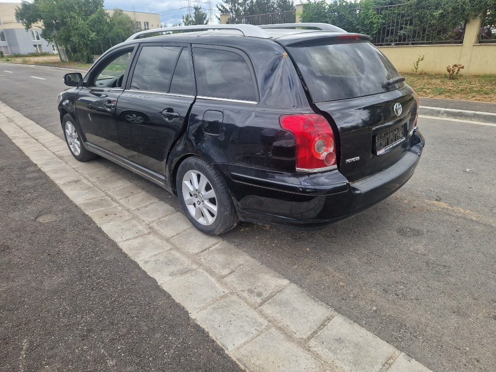 Set amortizoare fata Toyota Avensis 2007