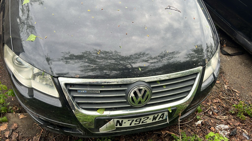 Set amortizoare fata Volkswagen Passat B6 1.9 TDI BLS 105 cai